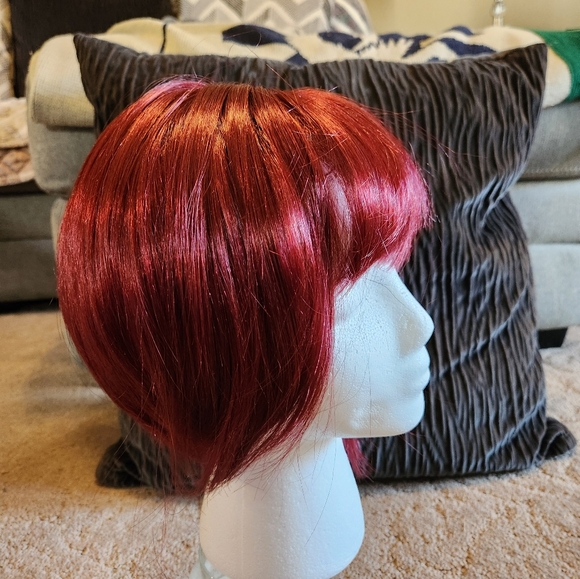 WIG - Picture 2 of 4